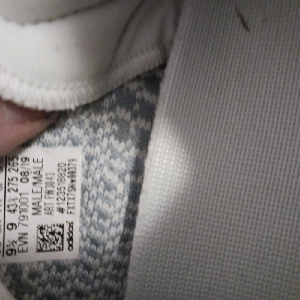 Yeezy boost v2 cloud non reflective - Picture 10 of 12